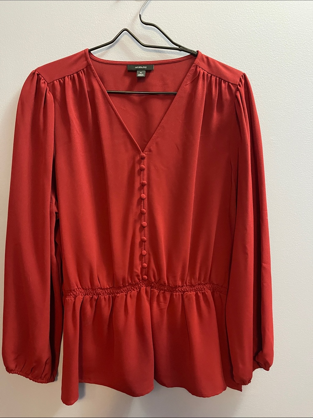 Alfani Red V-Neck Button-Front Long Sleeve Blouse